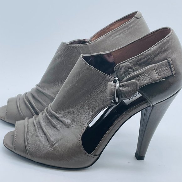 Steve Madden Leather Peep Toe Taupe Booties Size 8 - Picture 7 of 16